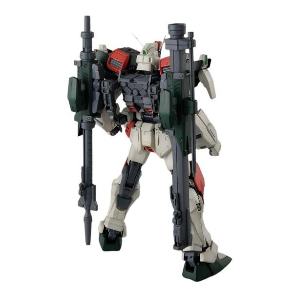 Bandai 1/100 MG Buster Gundam rear view.