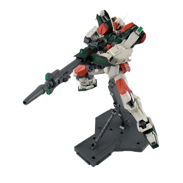 Bandai 1/100 MG Buster Gundam action pose 1