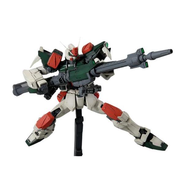 Bandai 1/100 MG Buster Gundam action pose 2