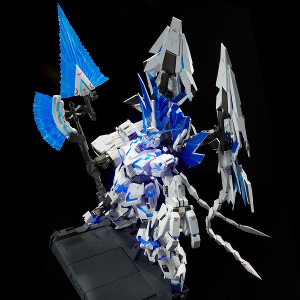 P-Bandai MG 1/60 Unicorn Gundam Perfectibility action pose top down view