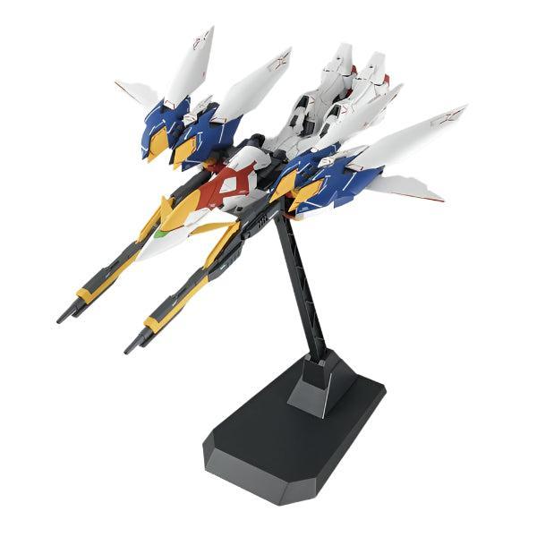 Bandai 1/100 MG Wing Gundam Proto-Zero EW tranformed