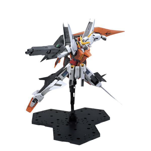 Bandai 1/100 MG GN-003 Gundam Kyrios action pose