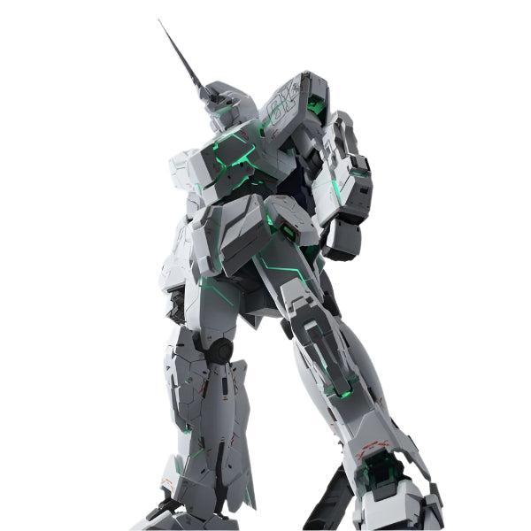 PRE-ORDER Bandai 1/100 MGEX Unicorn Gundam Ver Ka front on view. green leds