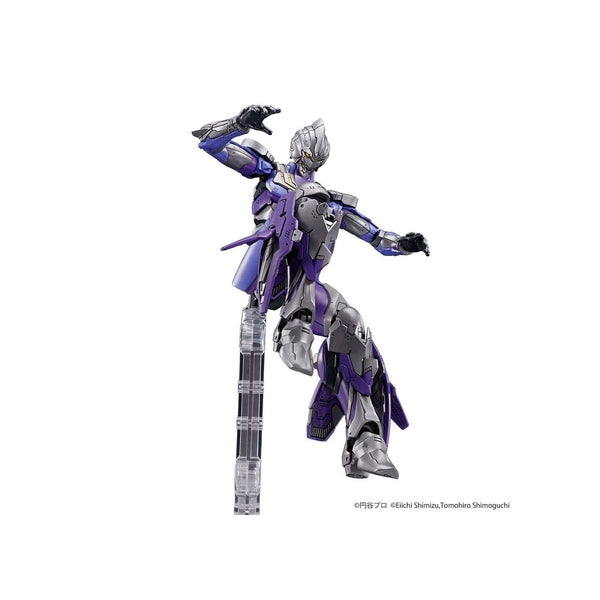 Bandai Figure-Rise Standard 1/12 Ultraman Suit Tiga Sky Action action pose 1