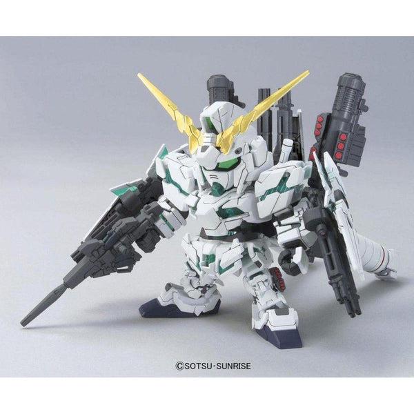 Bandai SD BB Senshi  BB390 Full Armour Unicorn Gundam front on pose