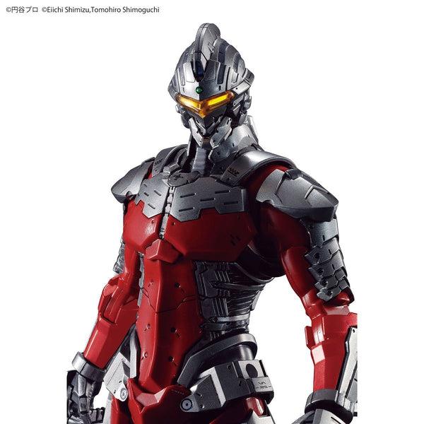Bandai Figure-Rise Standard 1/12 Ultraman (Ver 7.5) close up