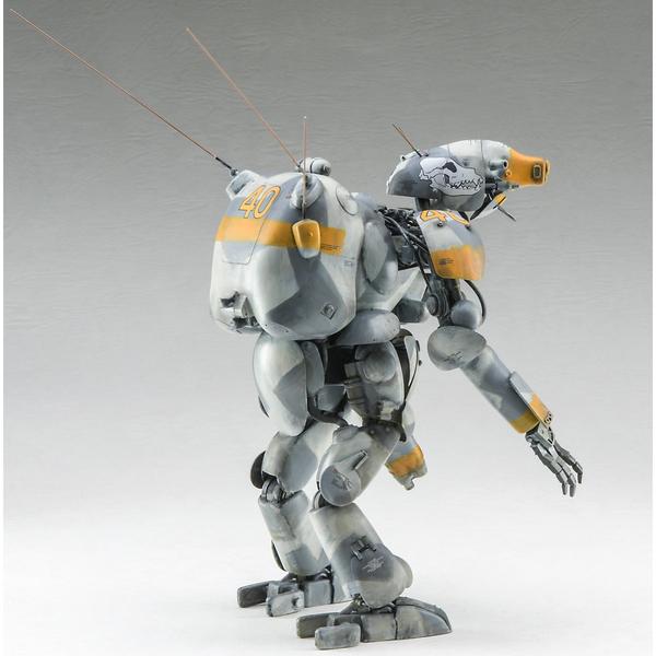 Hasegawa 1/20 Ma.k Luna Hund side on view