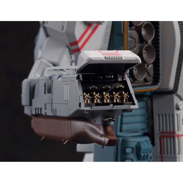 Hasagawa 1/4000 Macross Forced Attack TypeW/ Prometheus & Daedalus close up of soldiers
