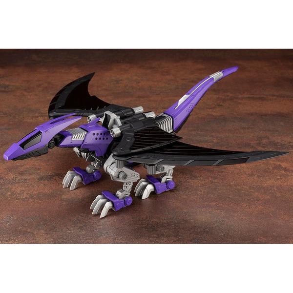 Kotobukiya 1/72 Zoids HMM  Redler Guyros Empire Ver. front on view.