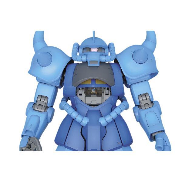 Bandai 1/100 MG Gouf Ver 2.0 pilots cockpit