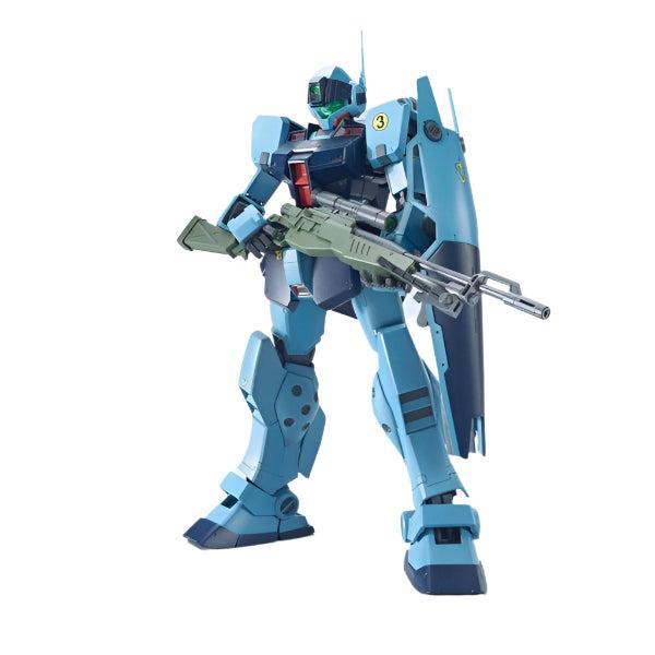 Bandai 1/100 MG RGM-79SP GM Sniper II front on view.