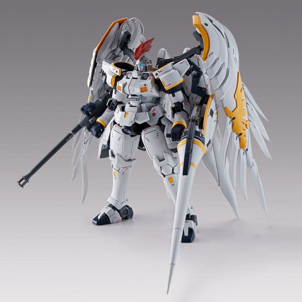 P-Bandai MG 1/100 Tallgeese Fluegel EW front on view.