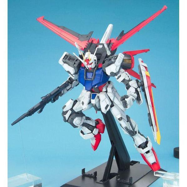 Bandai PG 1/60 Skygrasper +Aile Strike action pose with optional PG Strike Gundam