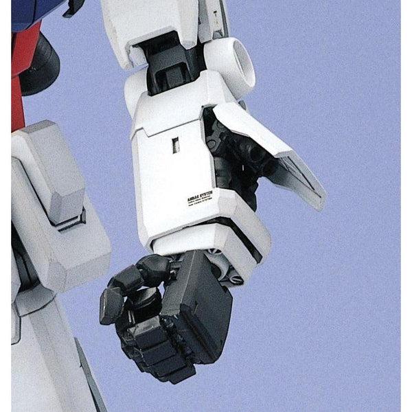 Bandai 1/60 PG RX-78-2 Gundam close up fist and forearm