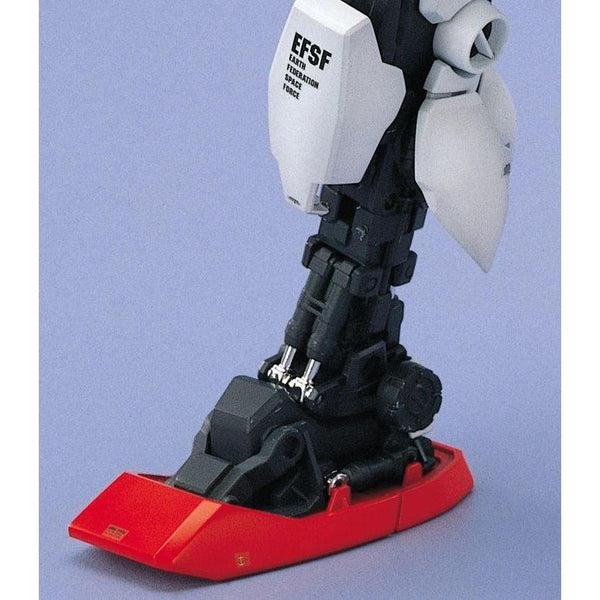 Bandai 1/60 PG RX-78-2 Gundam close up foot